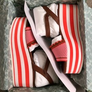 NEVER WORN- Kate Spade New York platform sandals